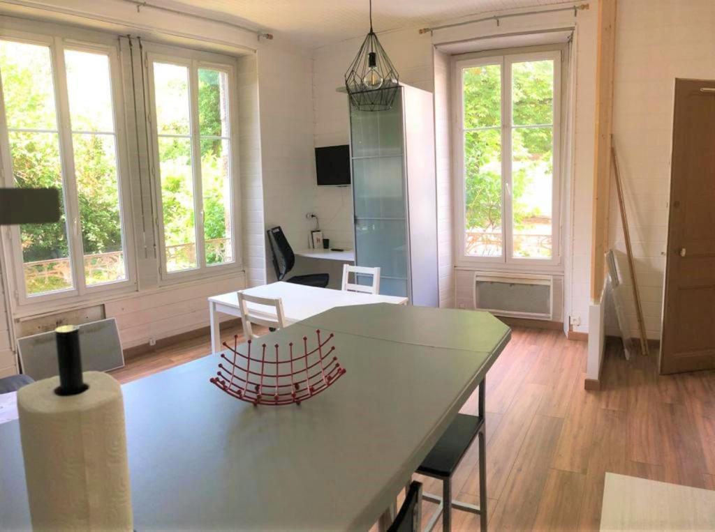 Le Coeur, Studio Central Refait A Neuf, Au Calme Besanzón Exterior foto